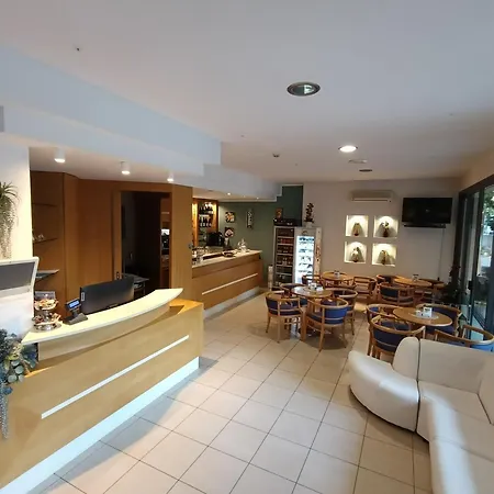 Chris Bellaria-Igea Marina