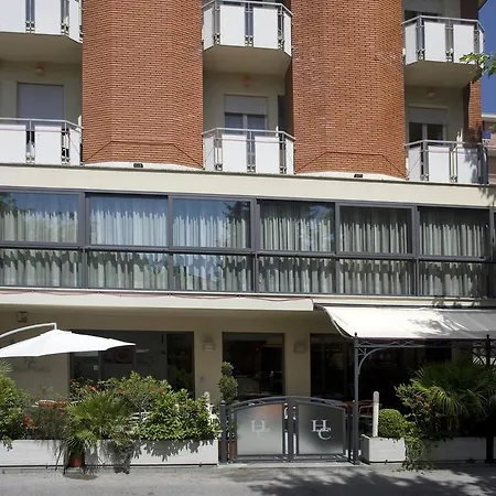 Hotel Chris 3*