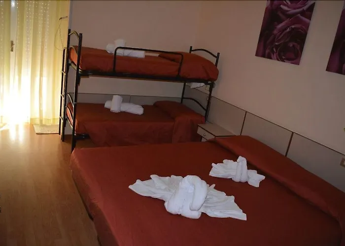 Hotel Chris 3*