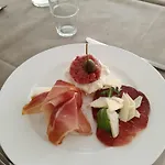 Chris ホテル ベラーリア・イジェア・マリーナ