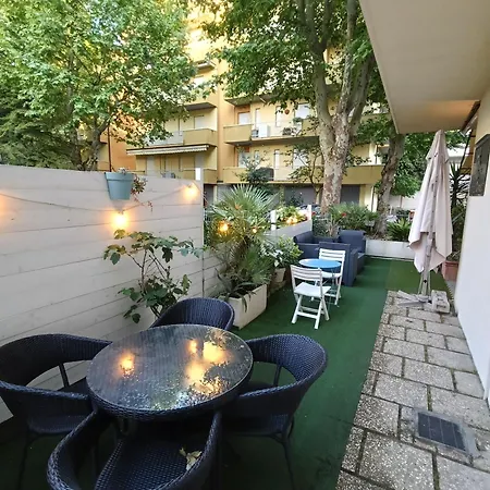 Chris Hotel 3*